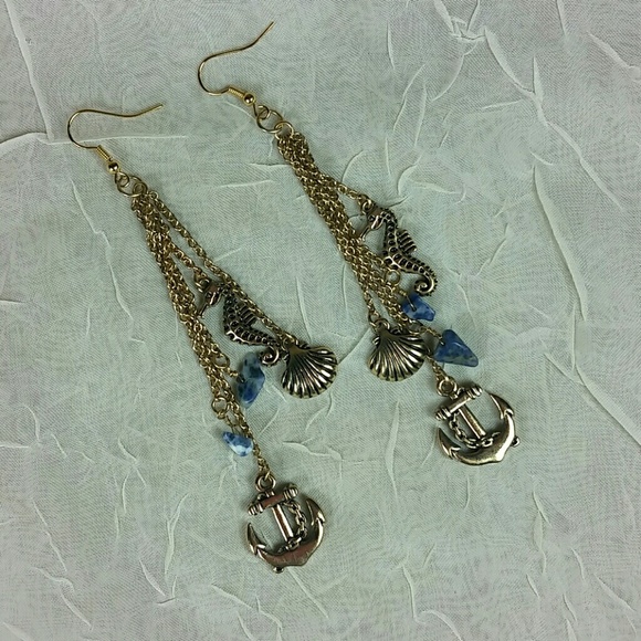 Pierced Earrings dangle Sea horse shell anchor blue lapis chip gold NEW - Picture 2 of 5